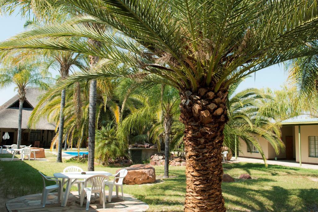 Oshakati Country Ξενοδοχείο Εξωτερικό φωτογραφία
